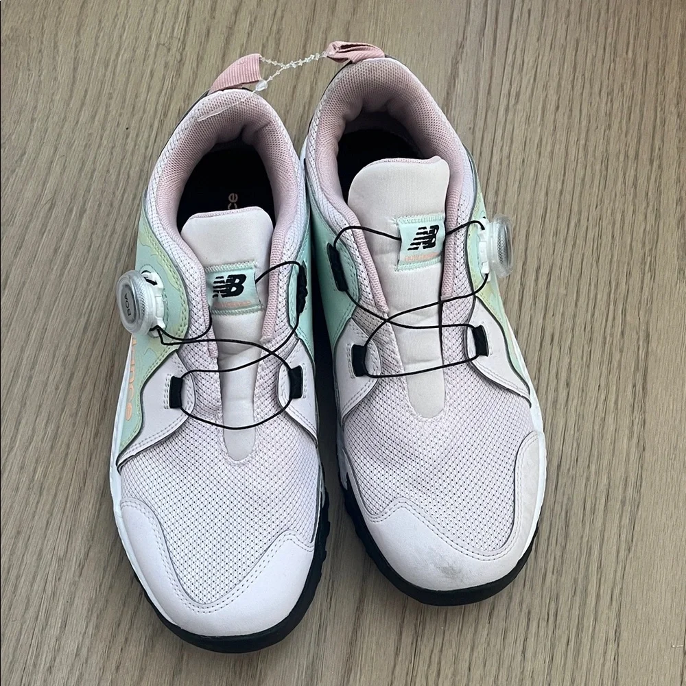 New Balance Boa light pink and Mint Sneakers - US 6.5 - Picture 1 of 6